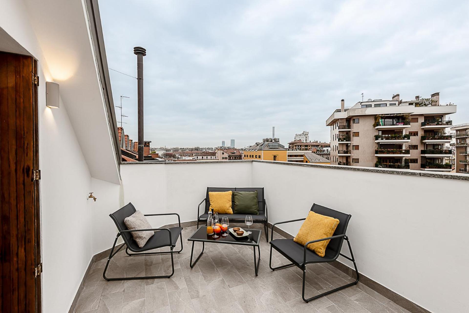 Stayeasy Argelati40 - Penthouse With 2 Bedrooms, 2 Bathrooms And Terrace - Navigli Milan Exterior photo