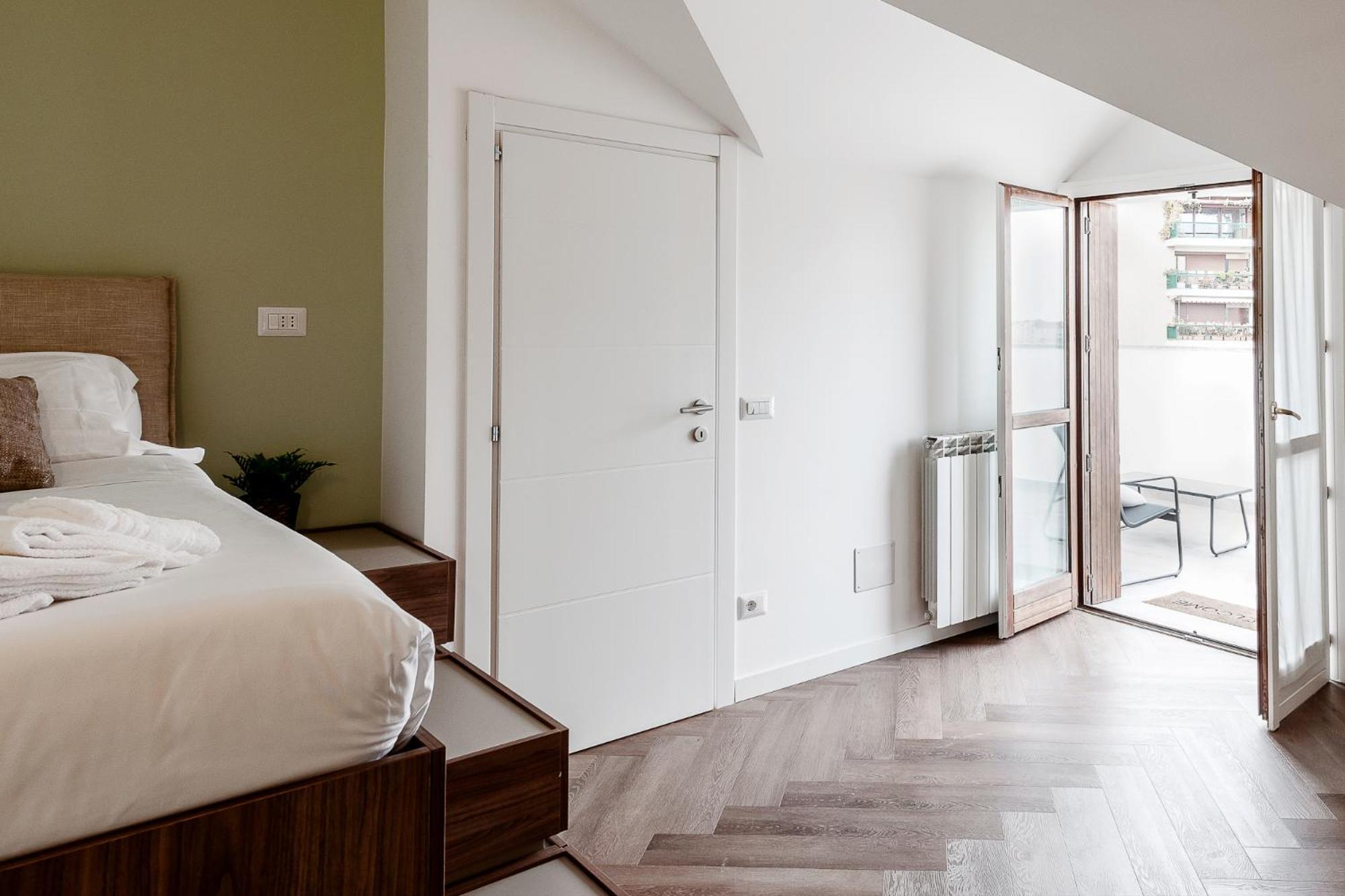 Stayeasy Argelati40 - Penthouse With 2 Bedrooms, 2 Bathrooms And Terrace - Navigli Milan Exterior photo